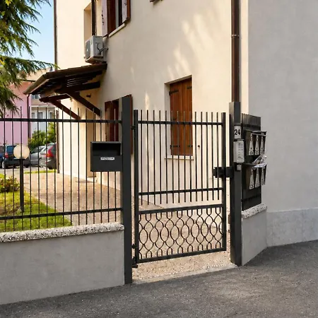 Apartment Enzo's - Art, Relax&parking